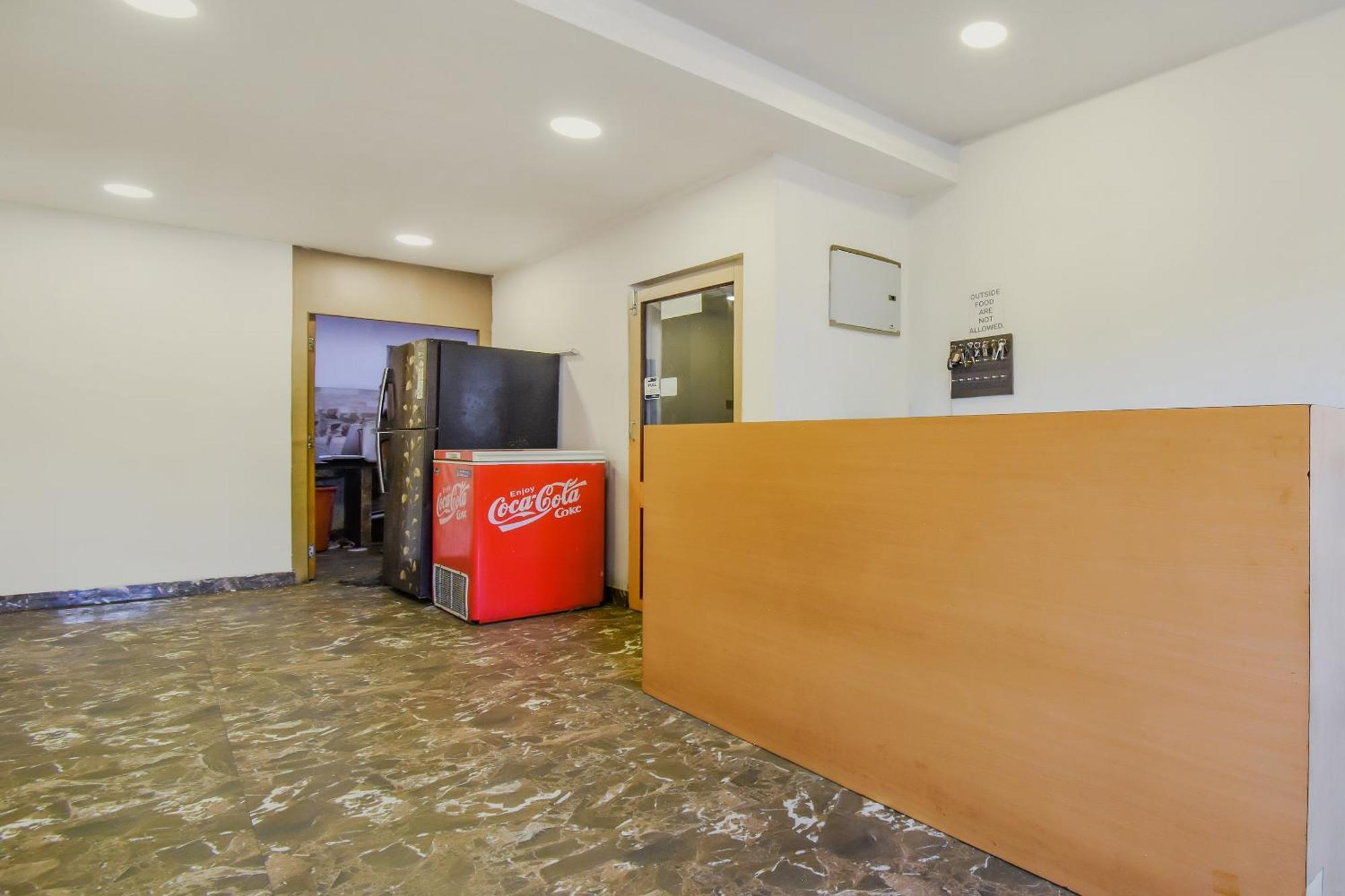 Super Oyo Krishna Guest House Kolkata Exterior photo