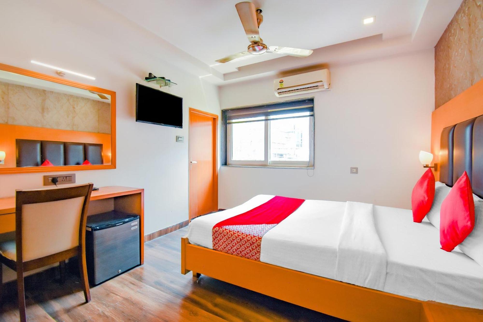 Super Oyo Krishna Guest House Kolkata Exterior photo