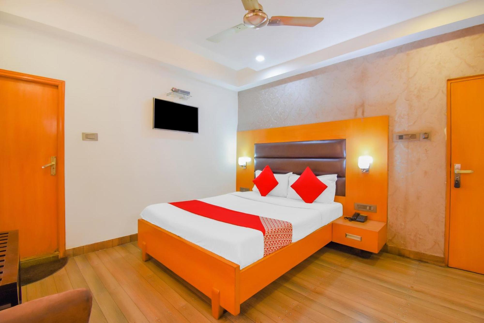 Super Oyo Krishna Guest House Kolkata Exterior photo